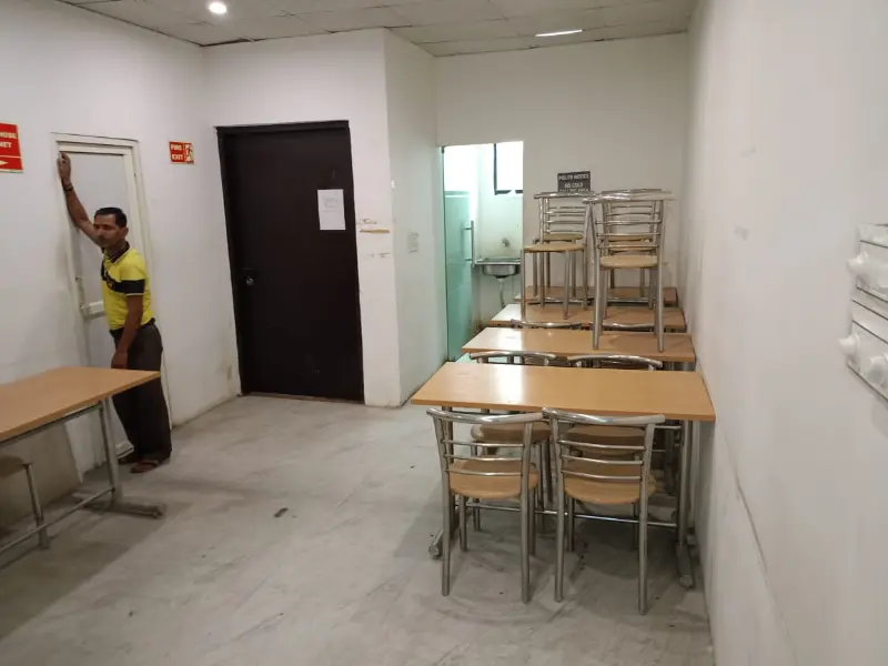 308575188_A 18 SEC 16 (1).webp
